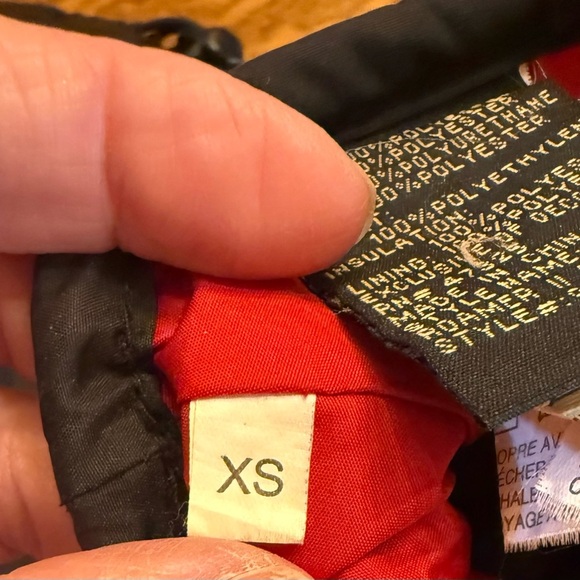 2/$30 Kombi Black Kid's XS Mittens (age 2-6) - Picture 8 of 9